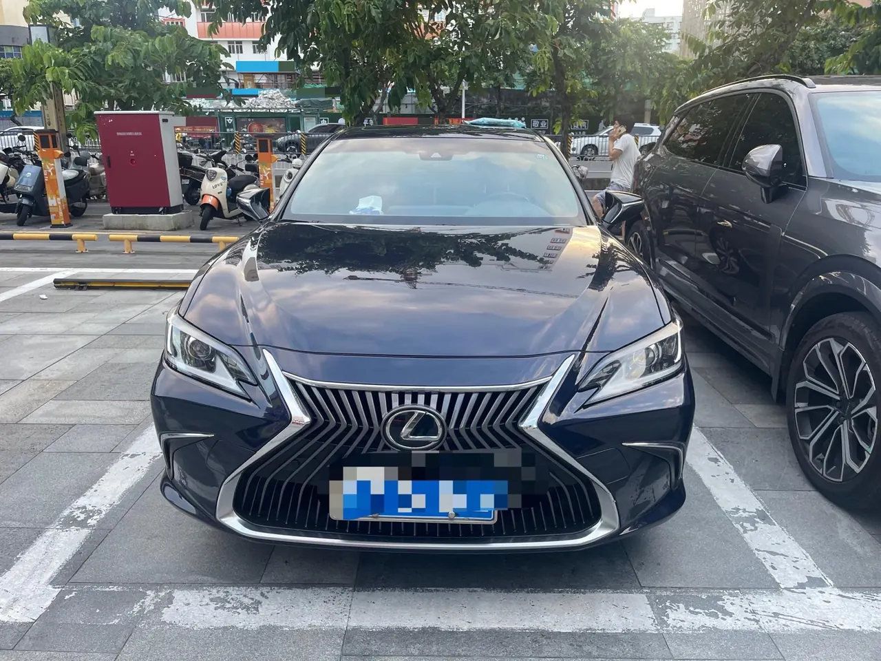 Lexus ES (Imported) 2020 ES200 2.0 Stepless Deluxe Edition Automatic Gear 2