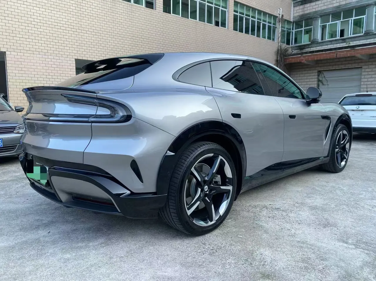 MI 2025 YU7 Long Endurance Rear Drive Automatic Gear 11