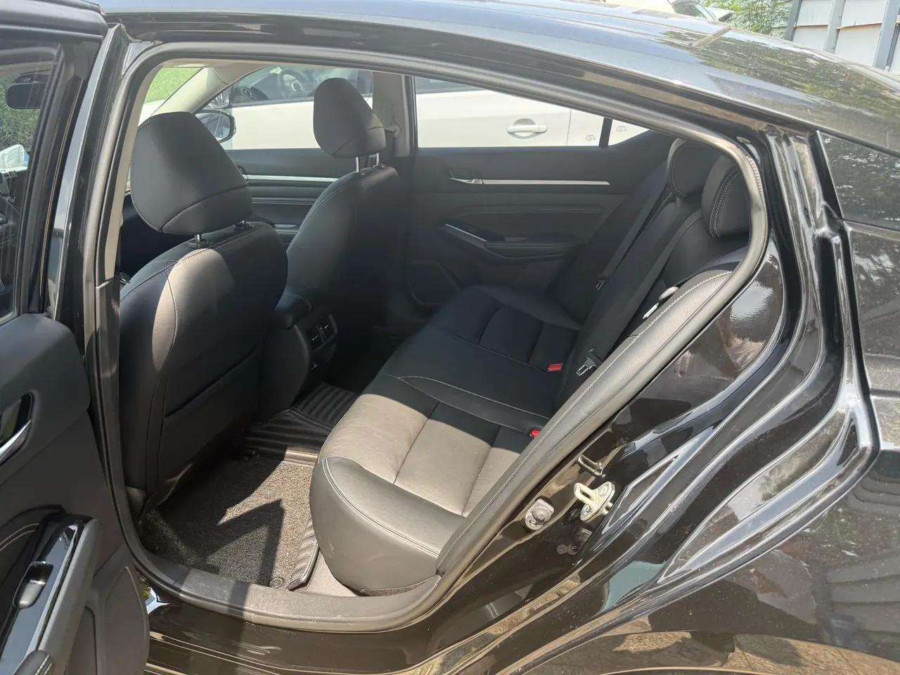 Nissan 2021 Teana 2.0 Stepless XL Comfort Edition Automatic Gear 4