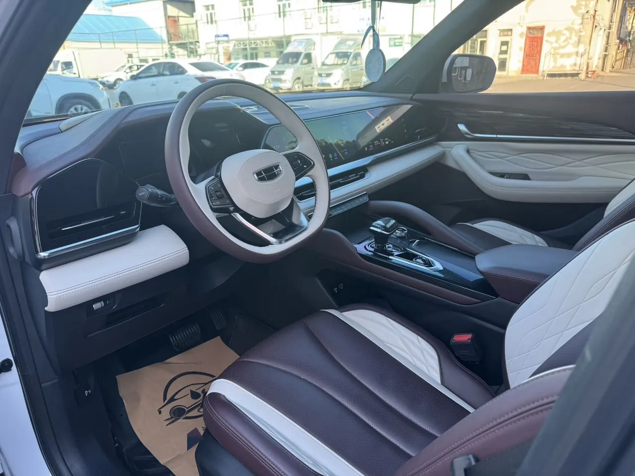 Geely 2021 XingyueL (Monjaro) 2.0TD EVO two-wheel drive distinguished automatic transmission 4