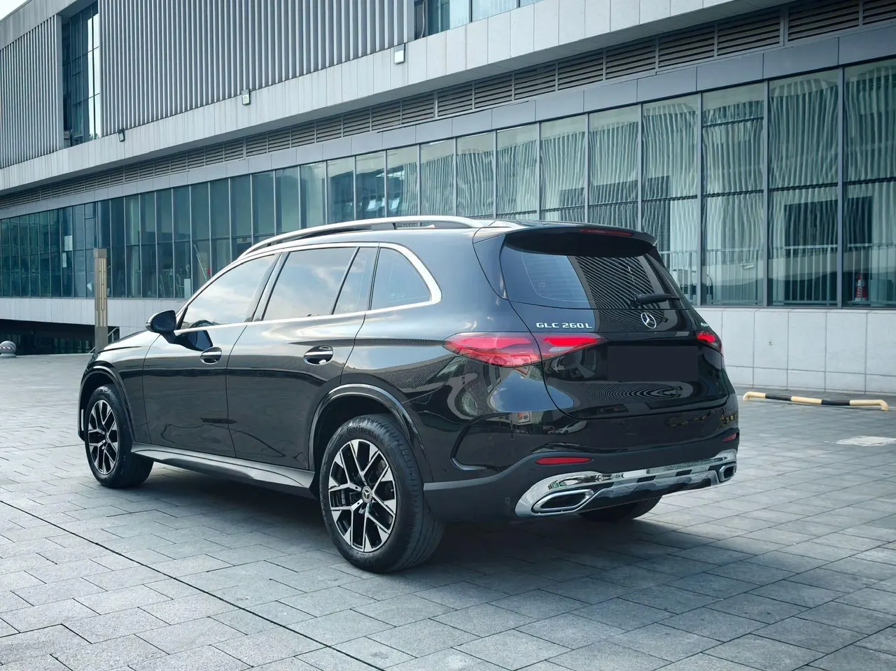 Mercedes Benz 2024 GLC 260 L 4MATIC 48V 2.0T Dynamic 5-seat Automatic Gear 8