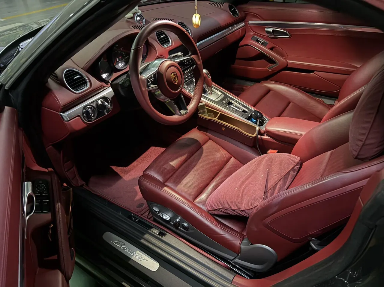 Porsche 718 (Imported) 2020 718 Boxer 2.0T Automatic 5