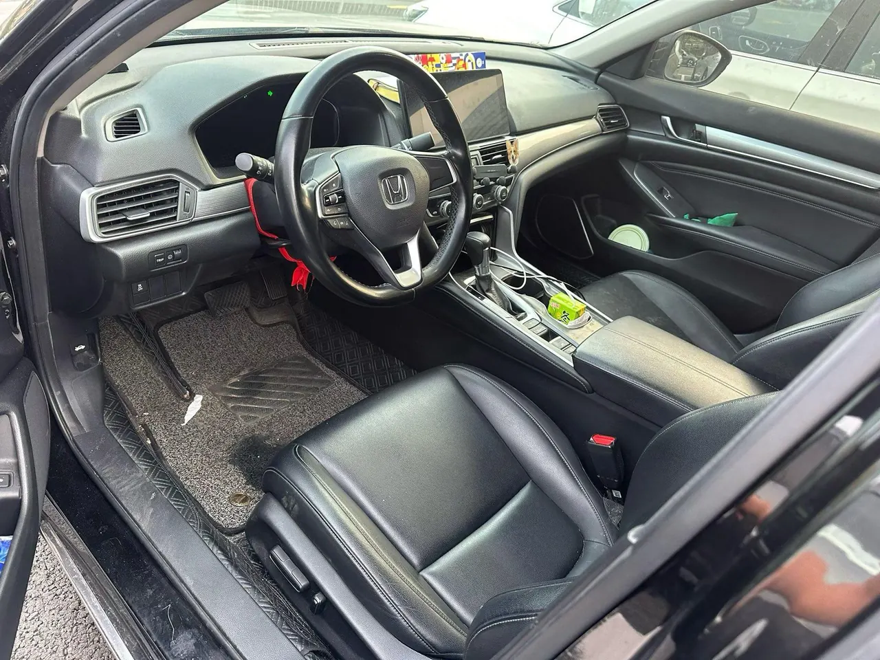 Honda 2022 10th Generation Accord 1.5T Stepless 260TURBO Deluxe Automatic Gear 5