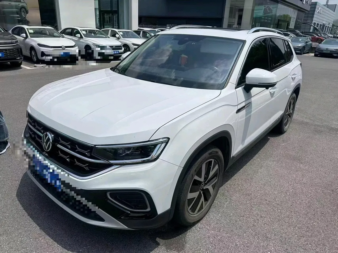 打开图片灯箱:Volkswagen 2023 Tanyue 1.4TSI 280TSI Two-Drive Luxury Plus Advanced Edition Automatic Gear