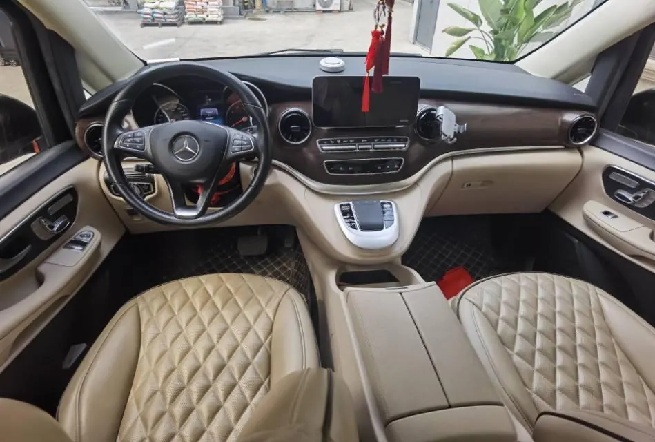 Mercedes Benz Class V 2020V 260 2.0T Pilot Edition Automatic Gear 4