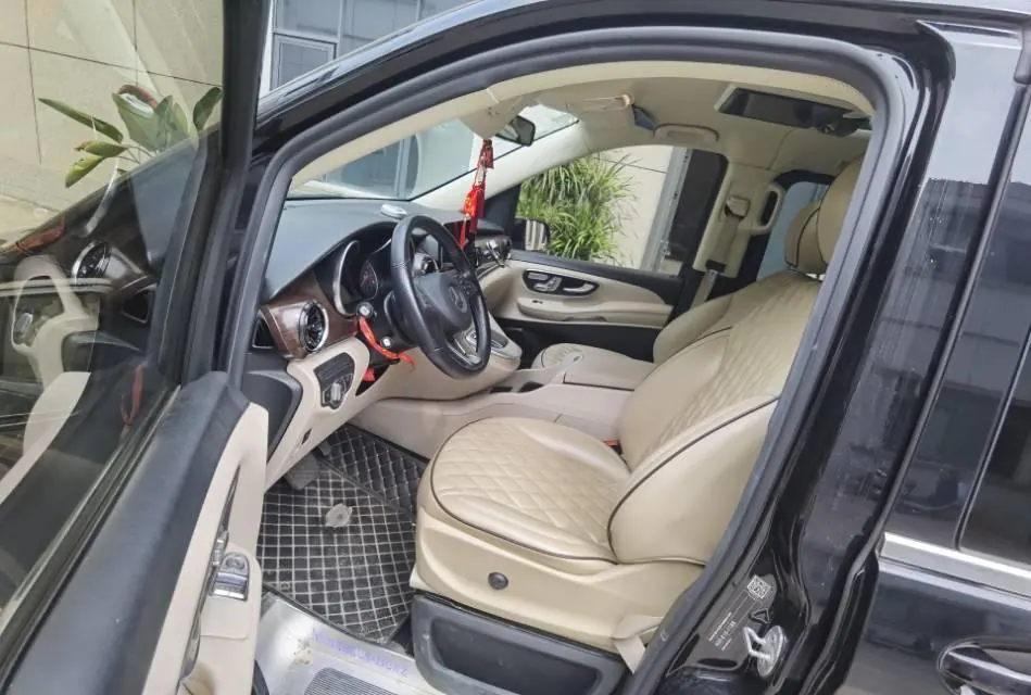 Mercedes Benz Class V 2020V 260 2.0T Pilot Edition Automatic Gear 6