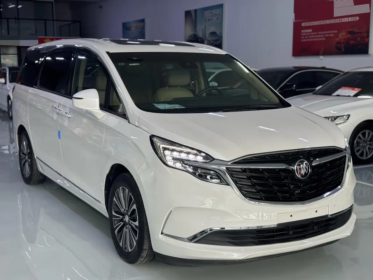Buick 2020 GL8 ES Lu Zun 2.0T 653T Flagship Automatic Gear 3