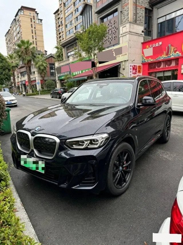 Open image lightbox: BMW 2023 iX3 leading automatic