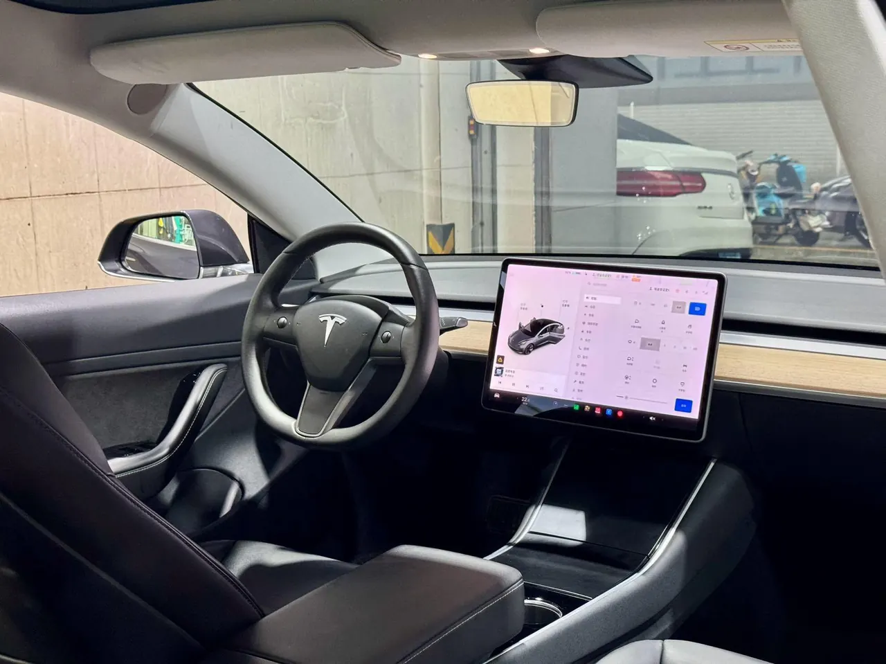Tesla 2020 Model 3 long endurance rear wheel drive version (modified) automatic gear 5