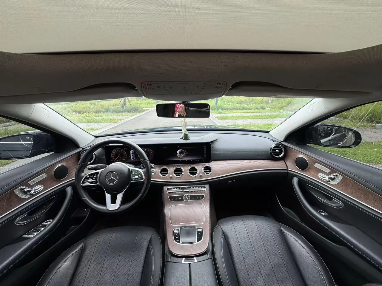 Mercedes Benz E-Class 2020 E 300 L 2.0T Fashion Automatic Gear 6