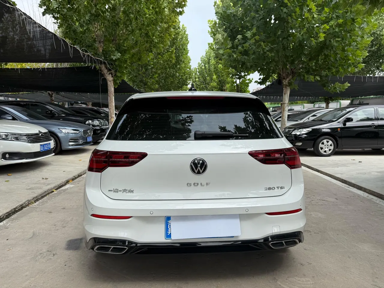 Volkswagen 2021 Golf 8 R-Line 1.4TSI 280TSI Automatic 4