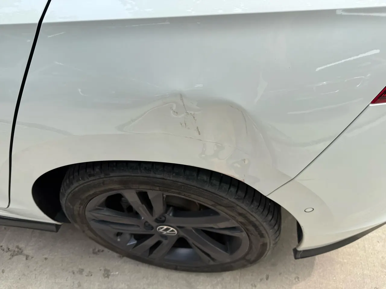 Volkswagen 2021 Golf 8 R-Line 1.4TSI 280TSI Automatic 6