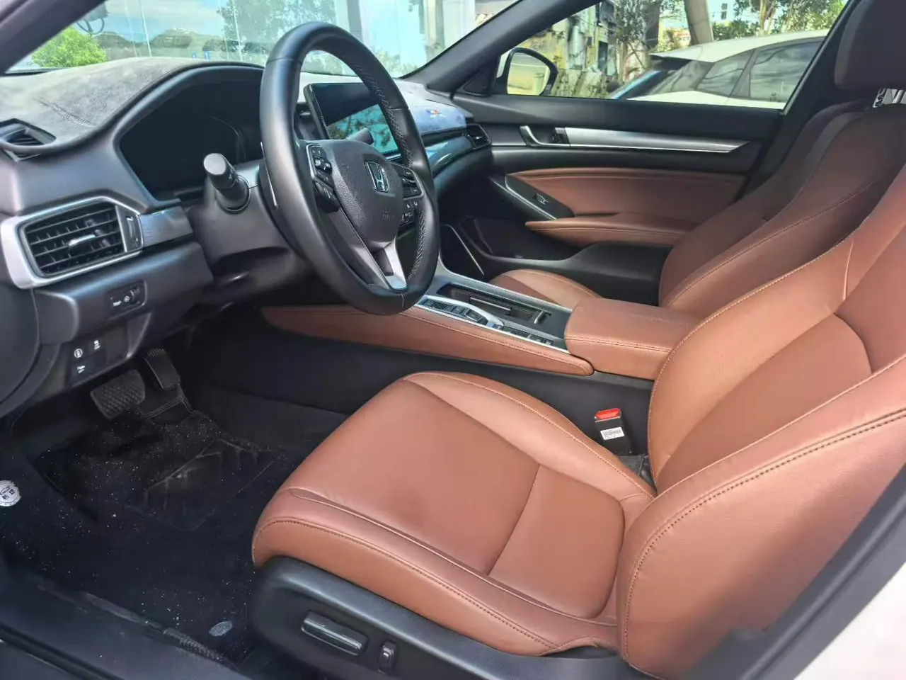 Honda 2022 INSPIRE (Yingshi Pai) Hybrid 2.0 Stepless Sharp and Jingya Edition Automatic Gear 3