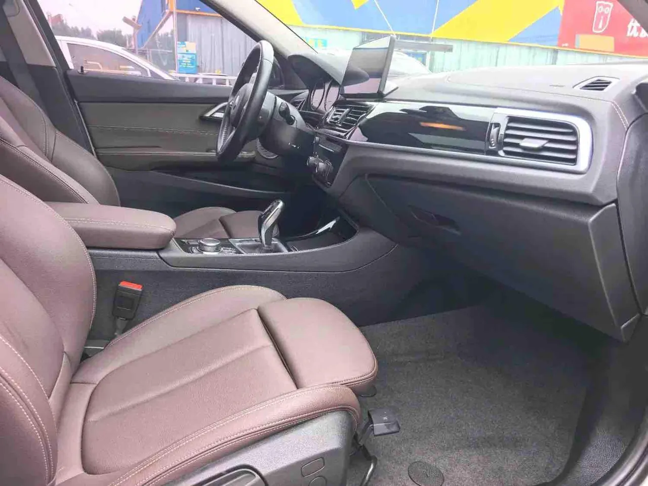 BMW 1 Series 2022 120i 1.5T M Sports Obsidian Night Edition Automatic Gear 9