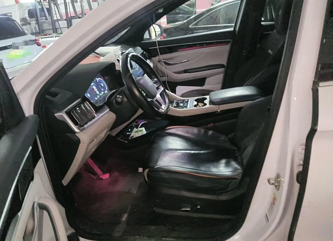 BYD Song PLUS New Energy 2023 Song PLUS DM-i 1.5 Stepless Champion Edition 110KM Flagship PLUS Automatic Gear 2