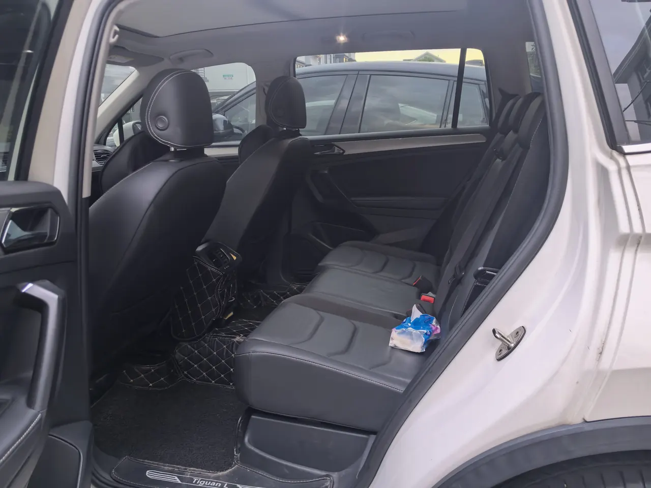 Volkswagen 2020 Tiguan L 2.0TSI 330TSI Two-Drive Smart Deluxe Automatic Gear 8