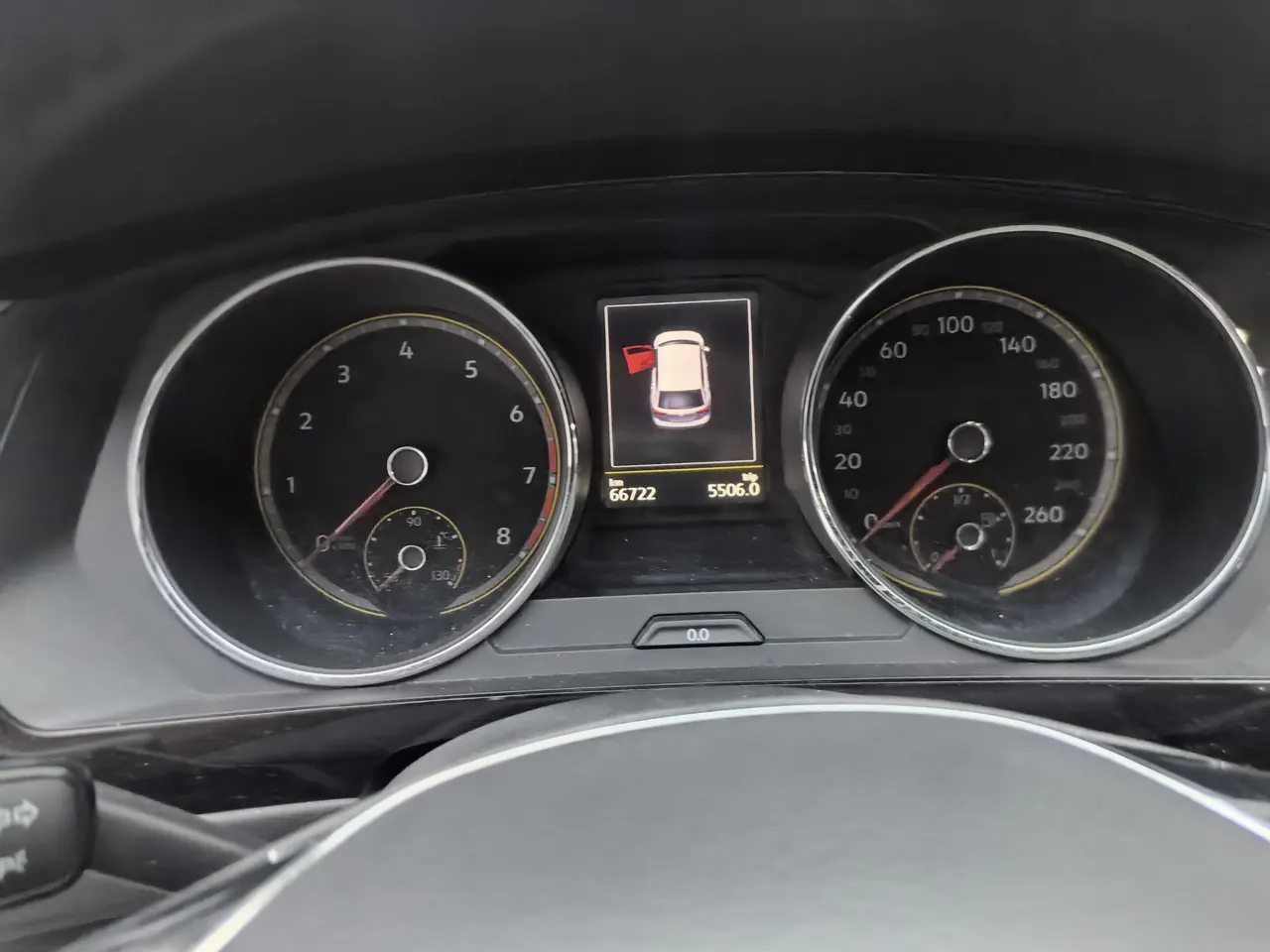 Volkswagen 2020 Tiguan L 2.0TSI 330TSI Two-Drive Smart Deluxe Automatic Gear 9