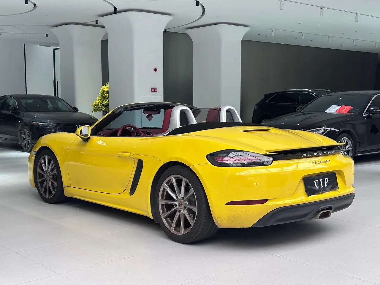 Porsche 718 (Imported) 2022 718 Boxer 2.0T Automatic 4