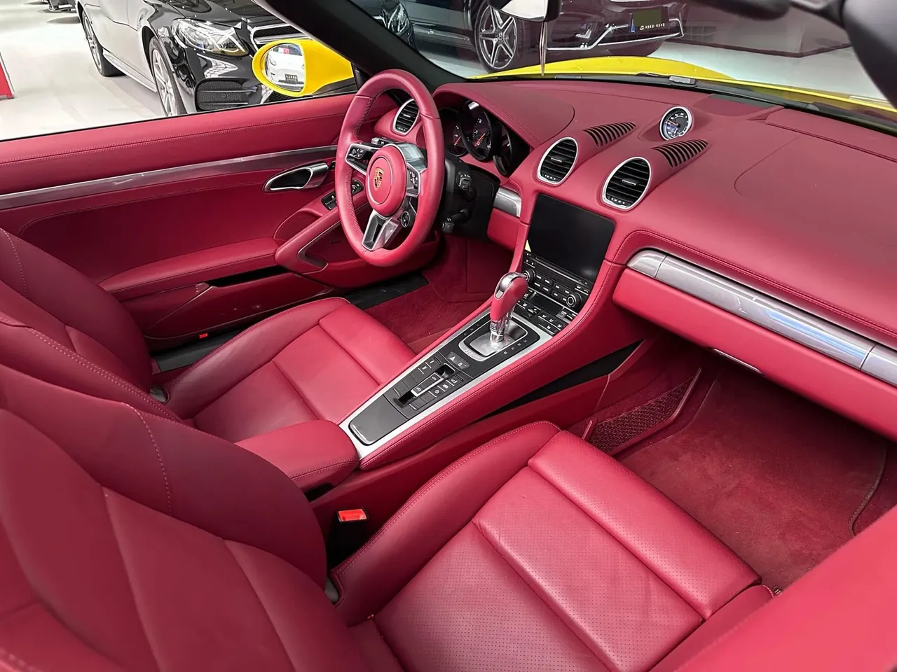 Porsche 718 (Imported) 2022 718 Boxer 2.0T Automatic 6