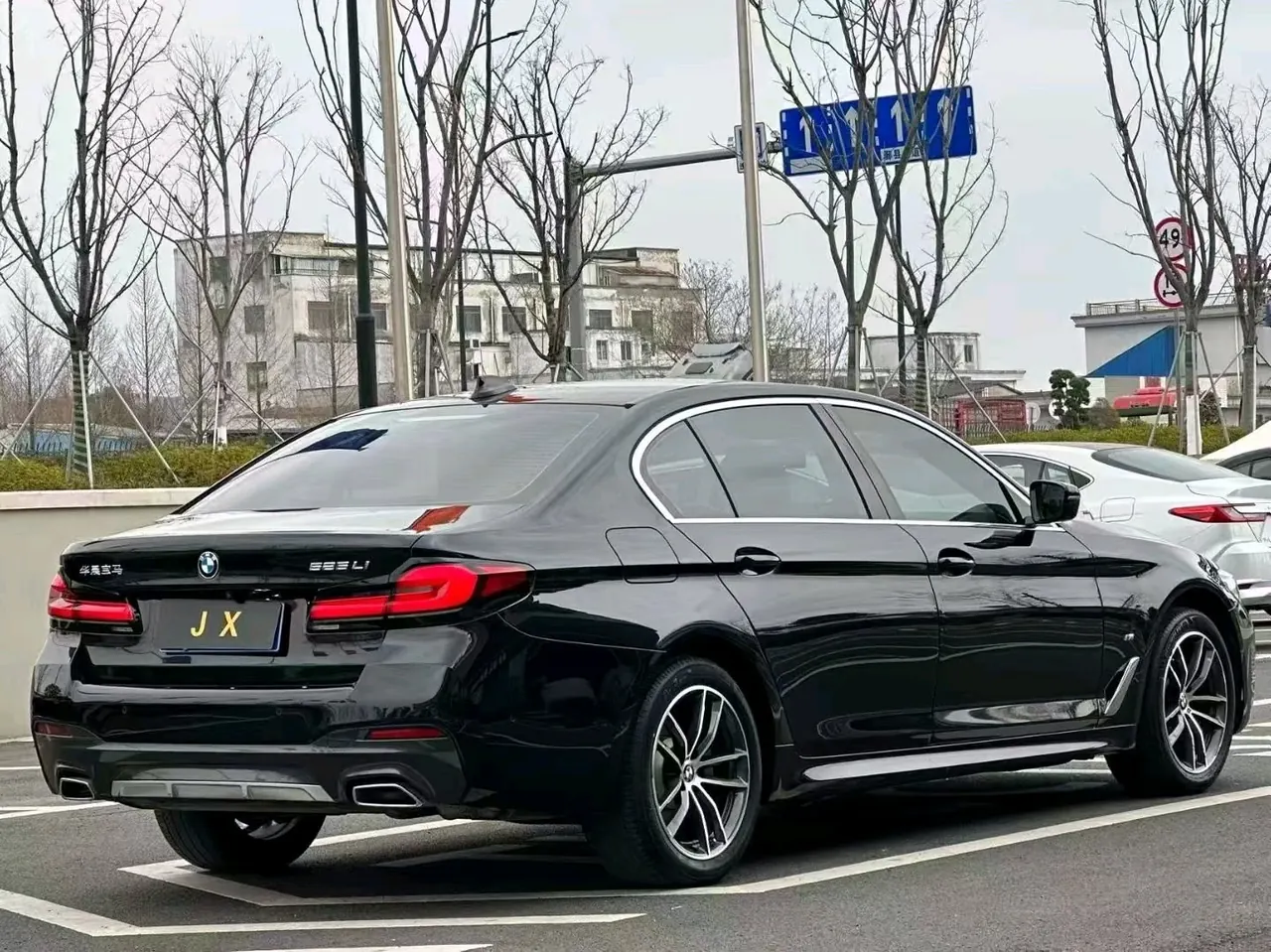 BMW 5 Series 2022 525Li 2.0T Luxury Suit (Change 2) Automatic Gear 8