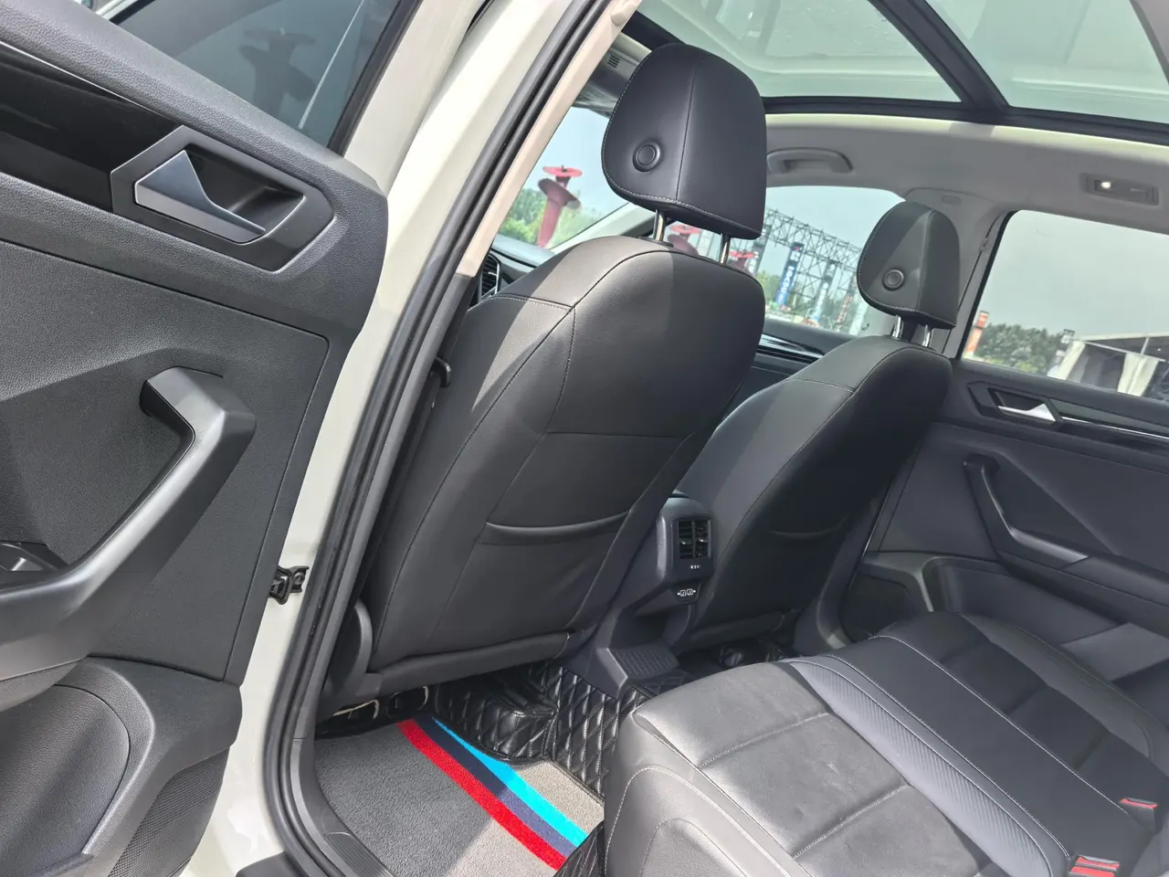 Volkswagen 2022 Tange 1.4TSI 280TSI Two-Drive Comfortable PLUS Automatic Gear 3
