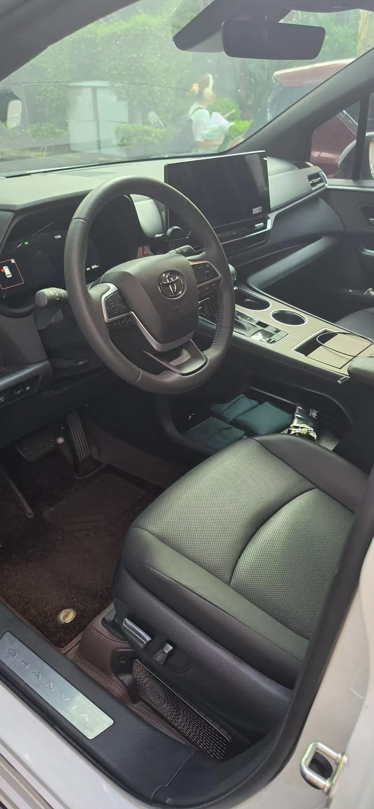Toyota 2026 Grevia HYBRID 2.5 Stepless Premium PLUS 4WD Automatic Gear 8
