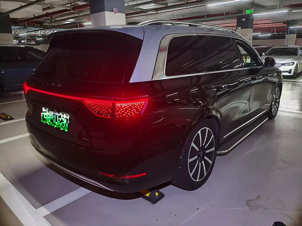 AITO 2024 AITO M9 extended range Ultra 42kWh automatic gear 3