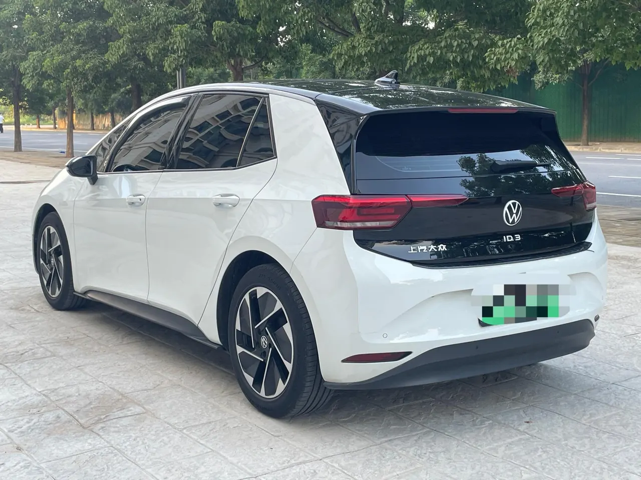 Volkswagen 2024 ID. 3 superior version of automatic transmission 8