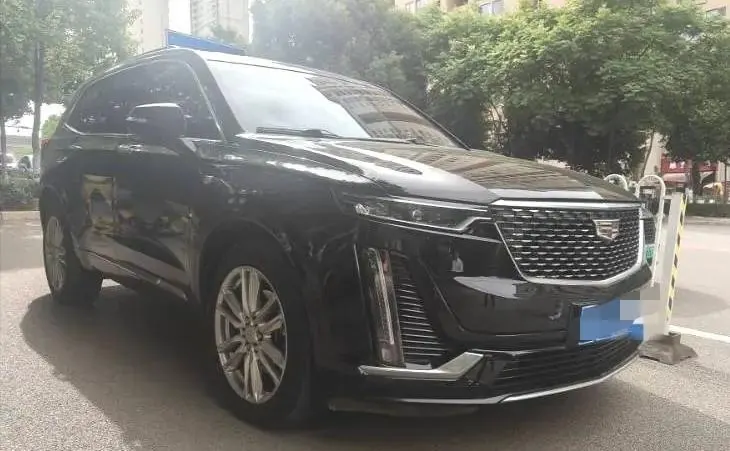 Cadillac 2022 XT6 48V 2.0T 7-seat four-wheel drive luxury automatic gear 3