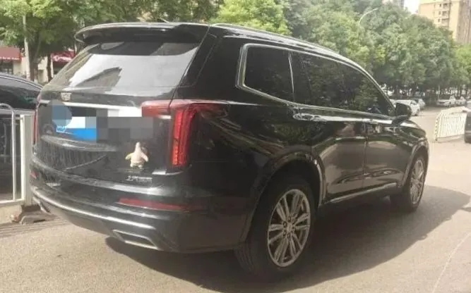 Cadillac 2022 XT6 48V 2.0T 7-seat four-wheel drive luxury automatic gear 5