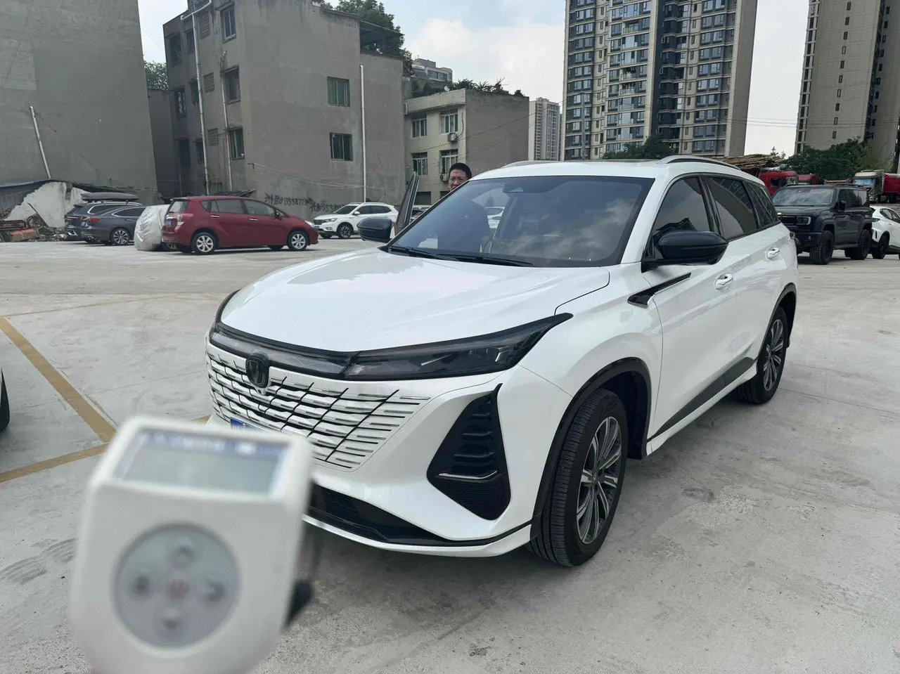 打开图片灯箱:ChangAn 2026 CS75 PLUS 1.5T Smart Champion Edition New Blue Whale Smart Navigation Automatic Gear