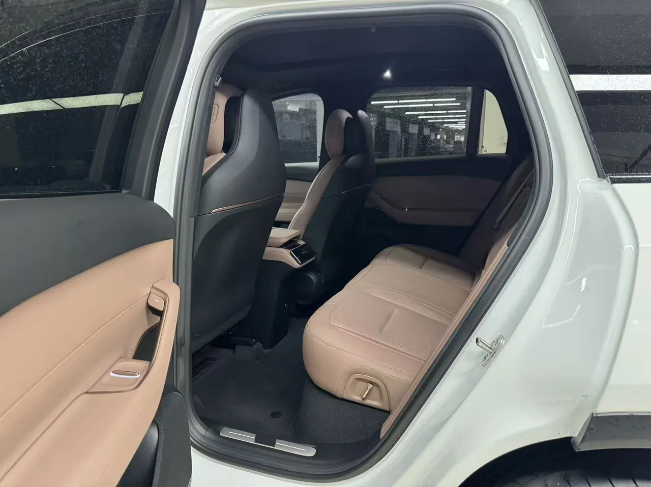 NIO 2024 ES6 75kWh automatic gear 6