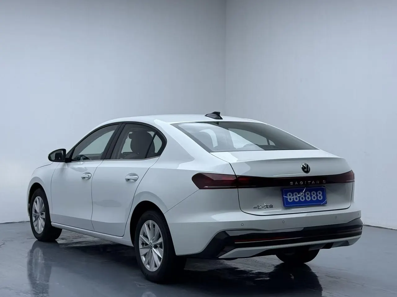 Volkswagen 2026 Sagittarius S 1.5 Elite Edition Automatic Gear 3