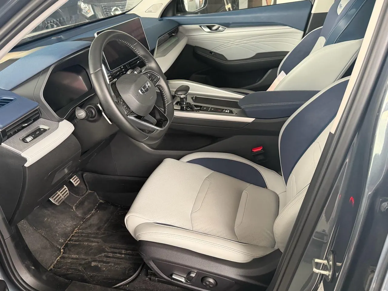 Geely 2021 xingrui 2.0T distinguished model (modified) automatic gear 4