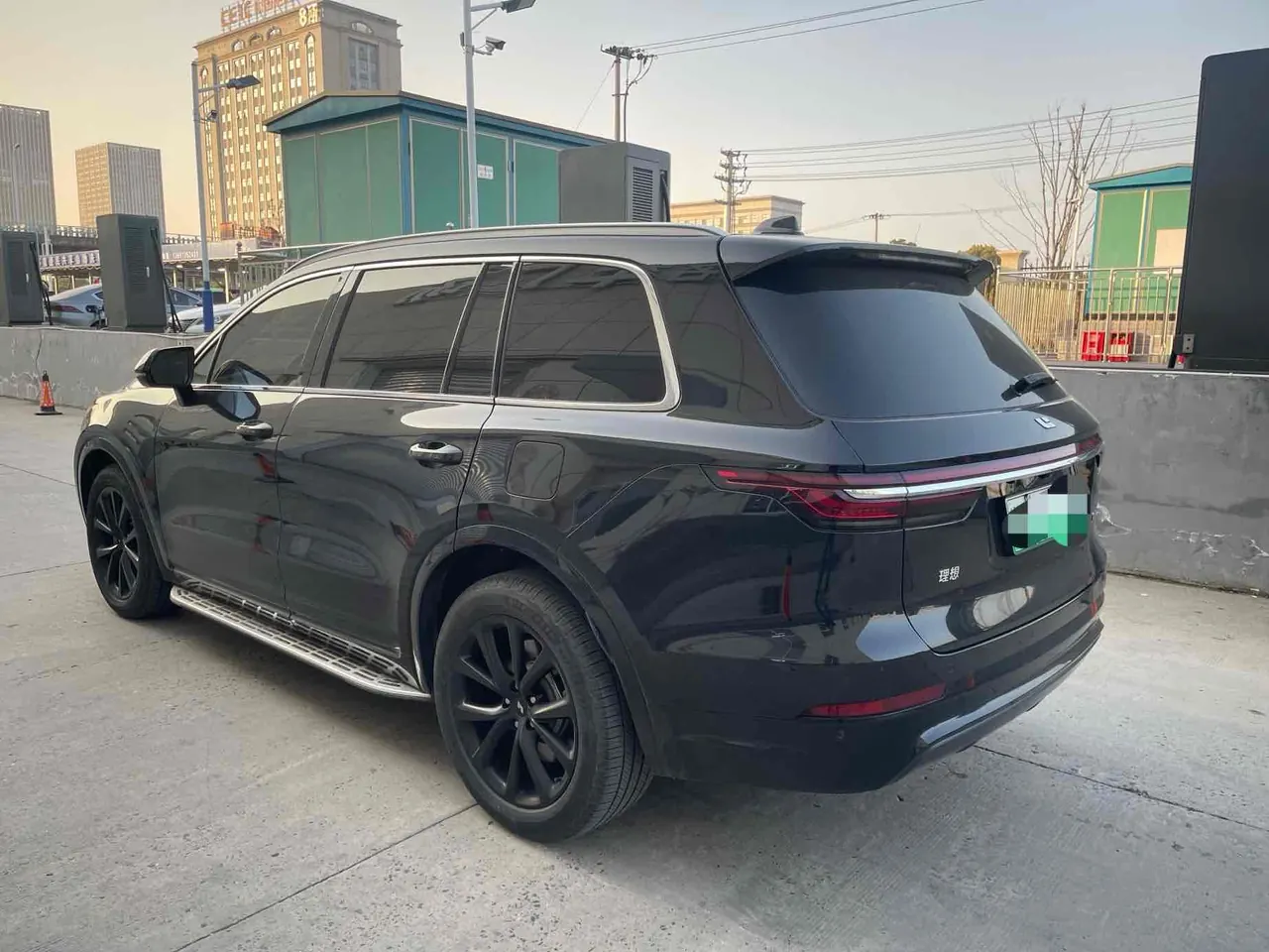 Li 2021 ONE 1.2T extended range 6-seat automatic gear 7