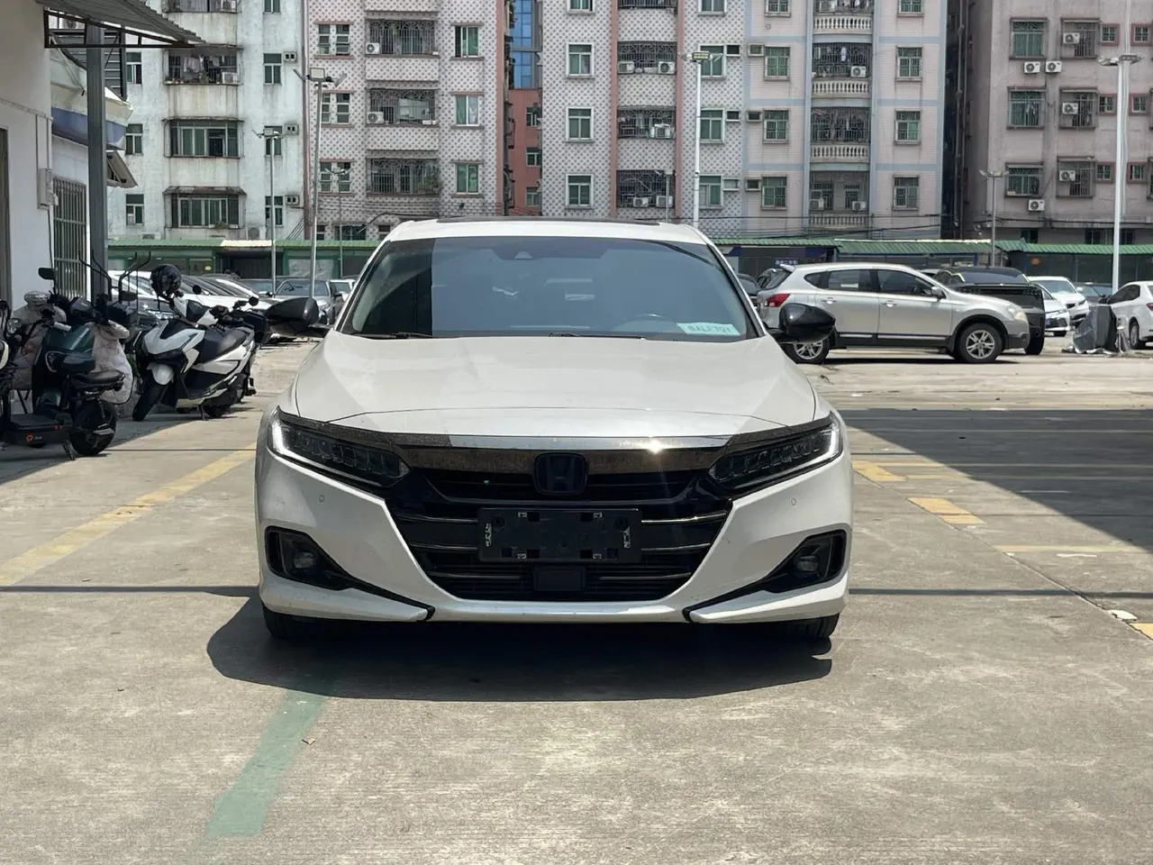 Honda 2022 10th Generation Accord 1.5T Stepless 260TURBO Magic Night Premium Edition Automatic Gear 2