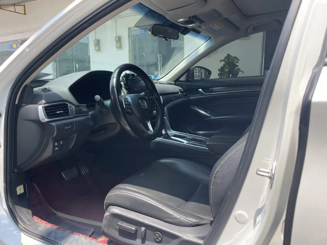 Honda 2022 10th Generation Accord 1.5T Stepless 260TURBO Magic Night Premium Edition Automatic Gear 4