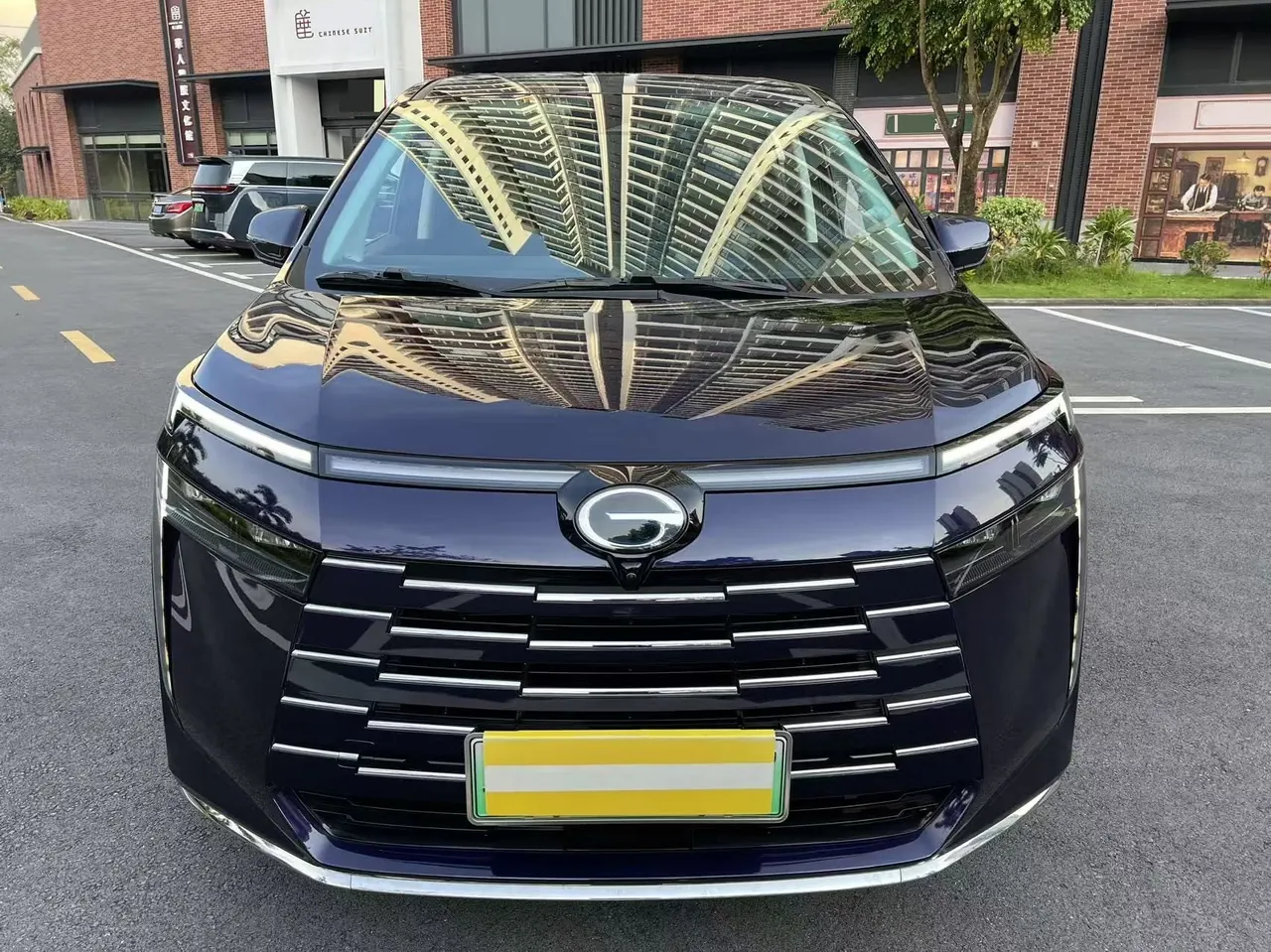 GAC Trumpchi 2024 E8 2.0 150km MAX Automatic Transmission 2