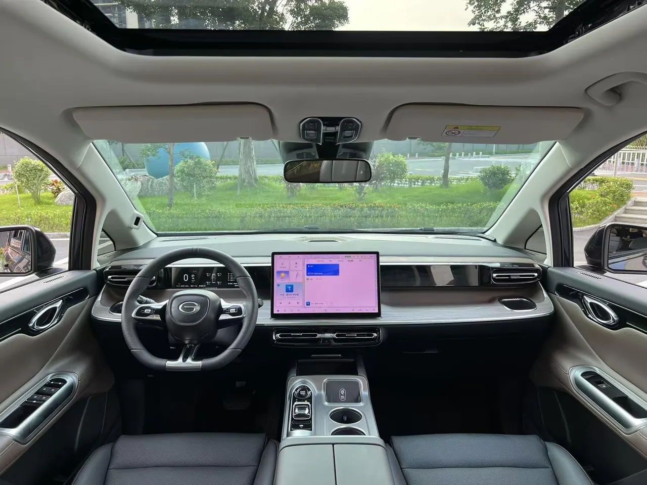 GAC Trumpchi 2024 E8 2.0 150km MAX Automatic Transmission 5