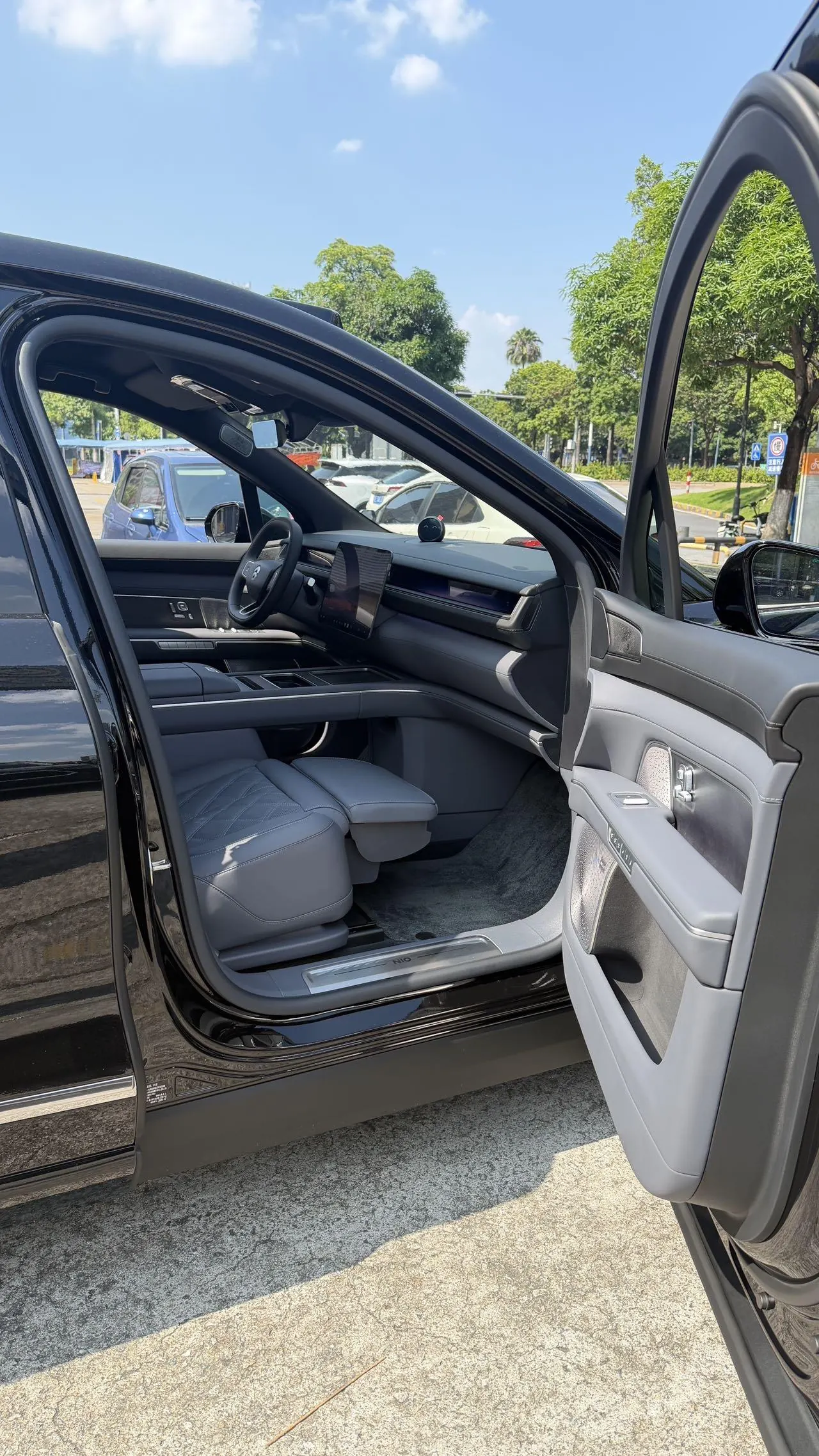 NIO 2026 ES8 6-seat executive deluxe automatic gear 5