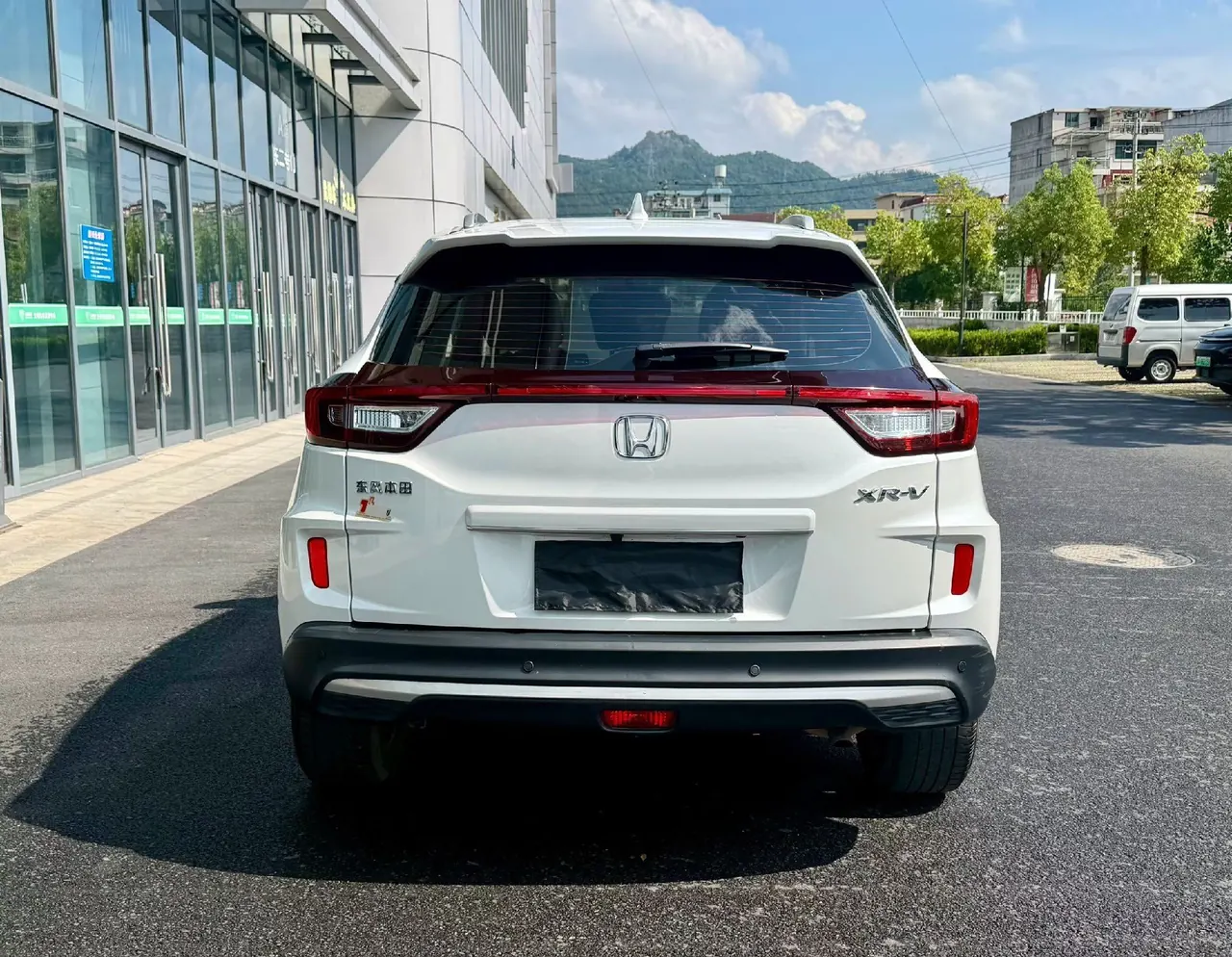 Honda 2021 XR-V 1.5 Stepless Deluxe Edition Automatic Gear 8