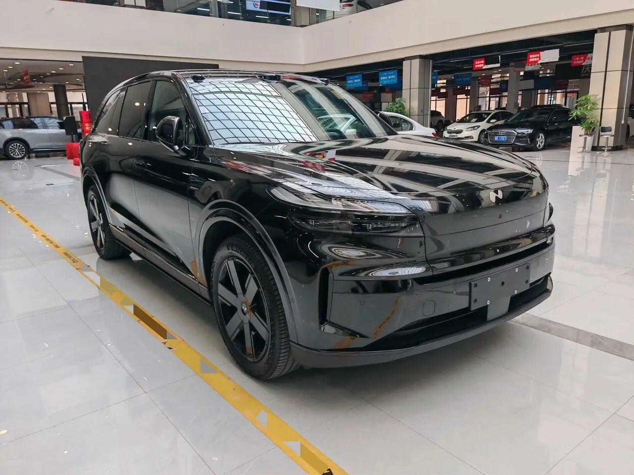 ONVO 2026 L80 Ultra Automatic 2