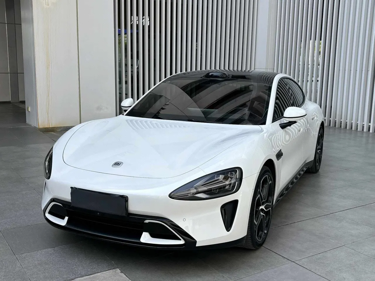 打开图片灯箱:MI 2024 SU 7 830km Rear Drive Ultra Long Endurance High-end Smart Drive Pro Edition Automatic Gear