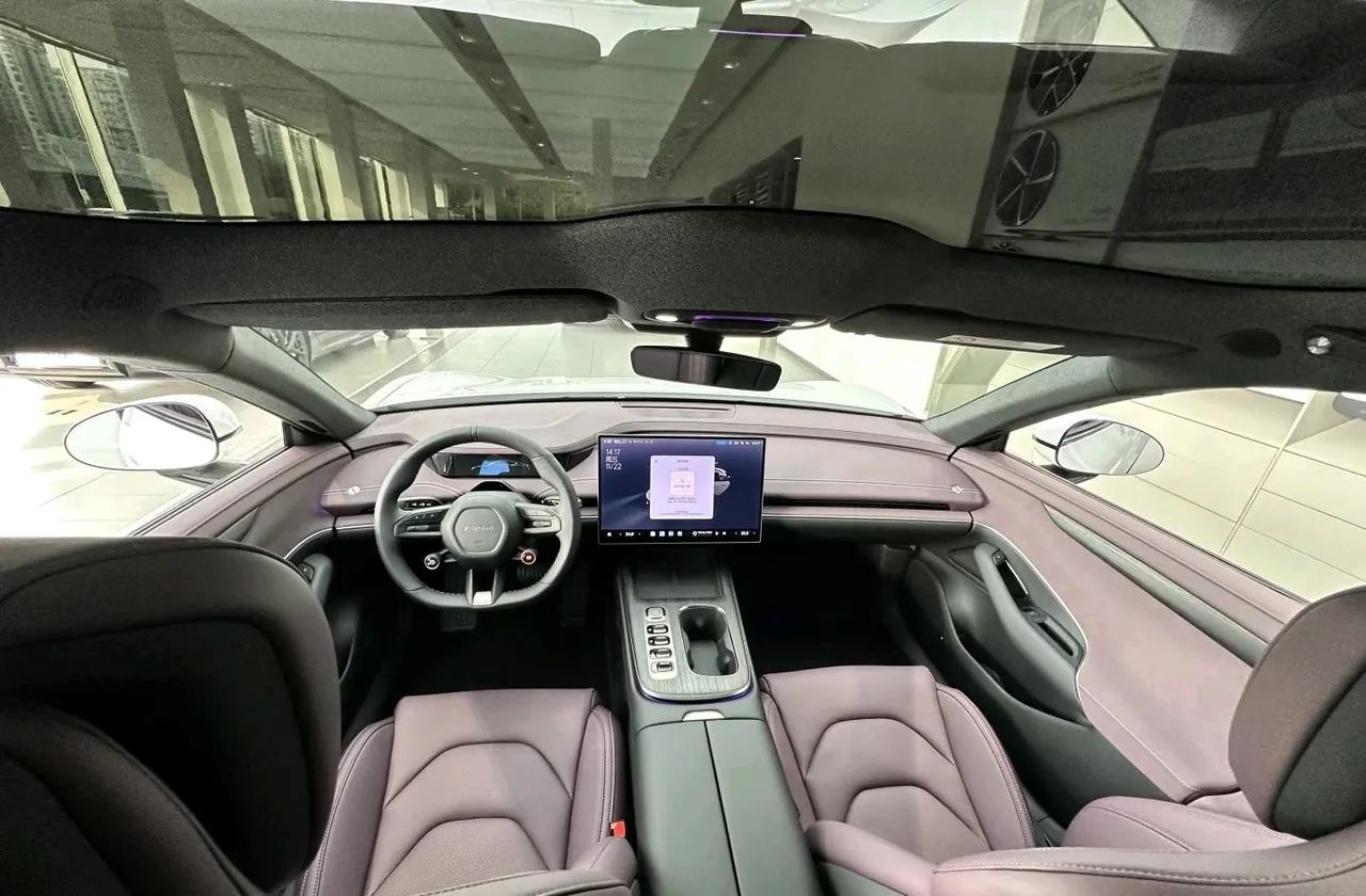 MI 2024 SU 7 830km Rear Drive Ultra Long Endurance High-end Smart Drive Pro Edition Automatic Gear 5