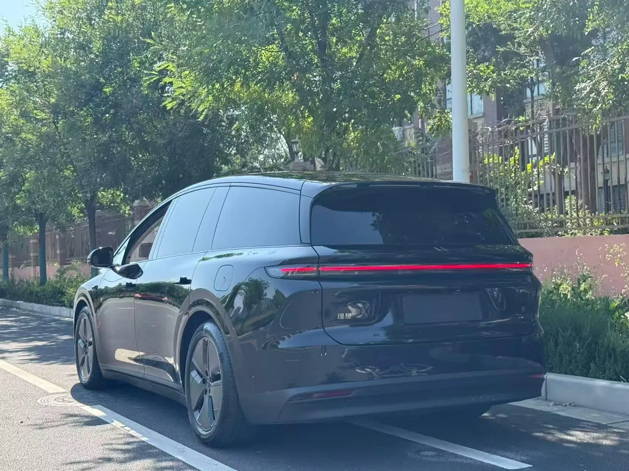 Li 2025 i8 Standard Edition Automatic Gear 2