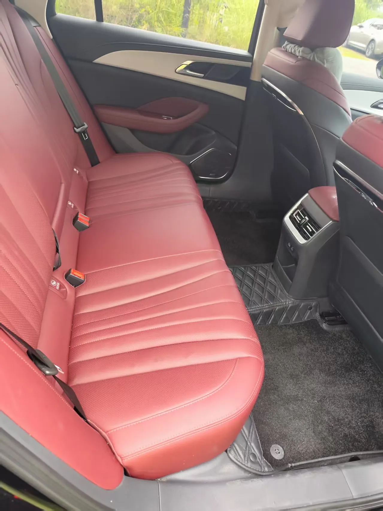 HongQi 2025 H5 1.5T Flag Rhyme 500000 Commemorative Automatic Gear 7
