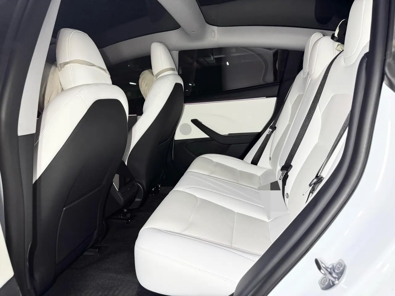 Tesla 2025 Model 3 rear-wheel drive version of automatic transmission 6