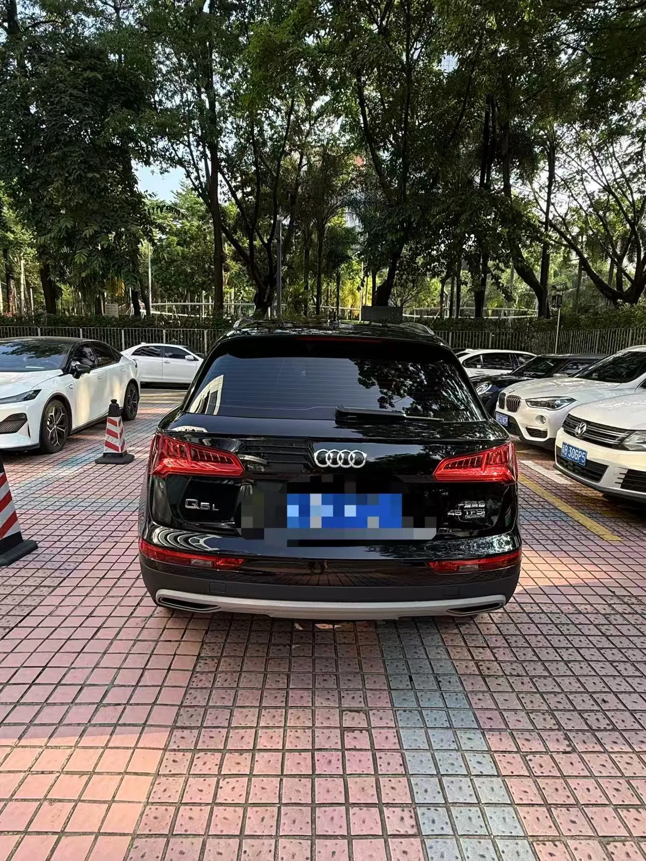 Audi 2020 Q5L 2.0TFSI 45TFSI enjoy elegant automatic transmission 4