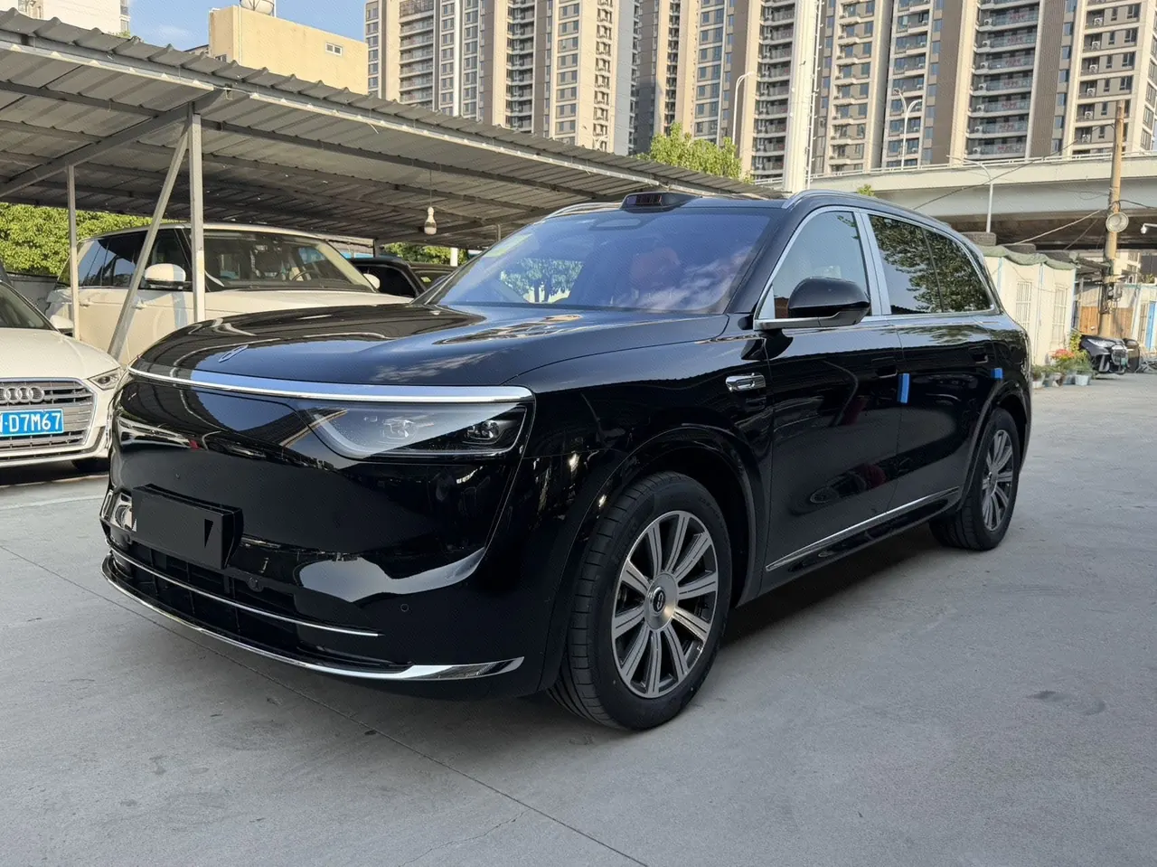 Open image lightbox: AITO 2025 AITO M8 Max Edition 53.4kWh 6-seat Edition (896-line laser Radar) Automatic Gear