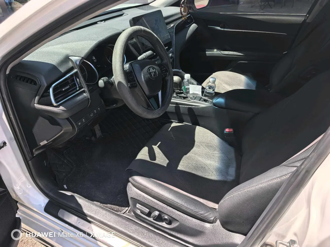 Toyota 2023 Camry 2.0G Stepless Deluxe Edition Automatic Gear 4
